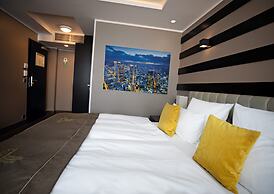 Skyline Hotel