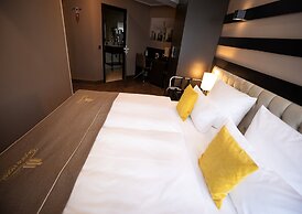 Skyline Hotel