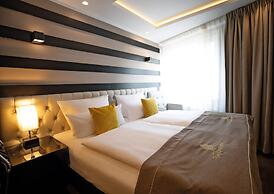 Skyline Hotel