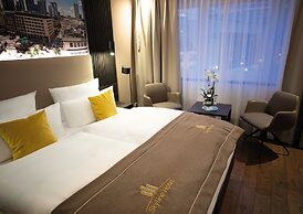 Skyline Hotel