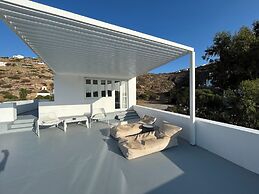 Relux Ios Hotel