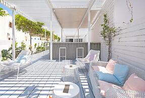 Relux Ios Hotel