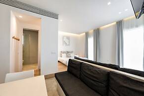 Relux Ios Hotel