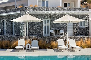 Relux Ios Hotel