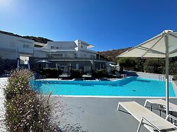 Relux Ios Hotel