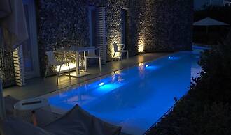 Relux Ios Hotel