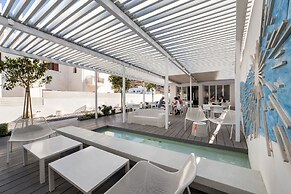 Relux Ios Hotel