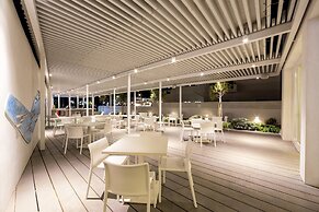 Relux Ios Hotel