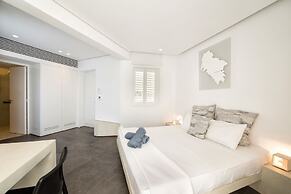 Relux Ios Hotel