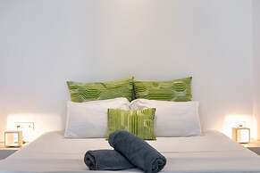 Relux Ios Hotel