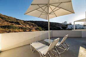 Relux Ios Hotel