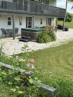 Mountain Ash Farm Country Manor