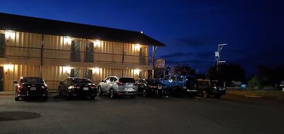 Olympic View Inn