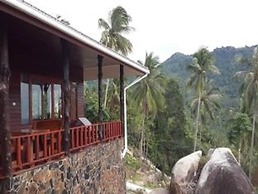 Apichada Villa