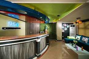 950 Condotel