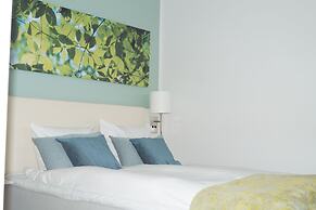 Sixtus Sinatur Hotel og Konference