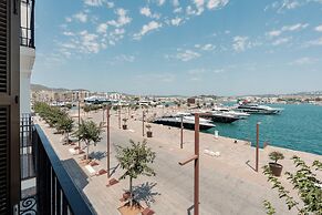 Ryans La Marina