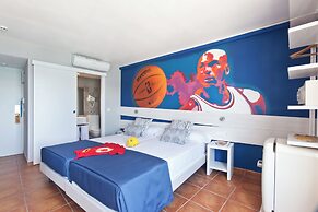Ryans La Marina