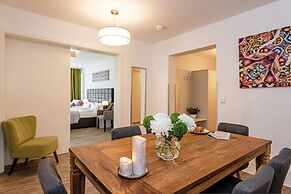 Apartments Rosenthal Residence