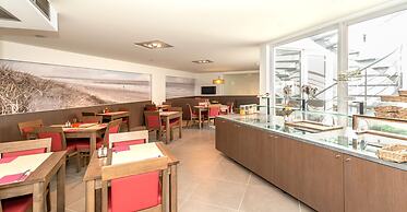 Adagio hotel