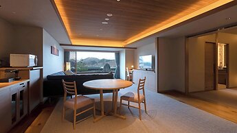 Hotel Shion