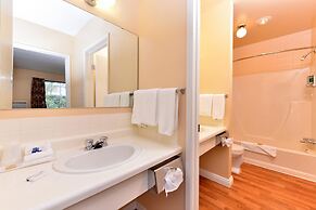 Canadas Best Value Inn Whitecourt
