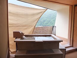 Iwaiyado Jyuan