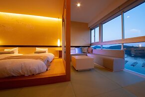 Toba Grand Hotel