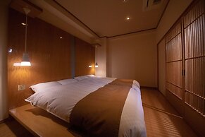 Toba Grand Hotel