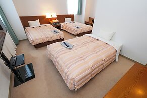 Tendo Central Hotel