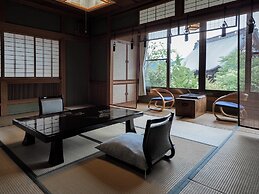 Yatsusankan