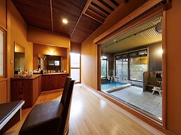 Oiwakeya Ryokan