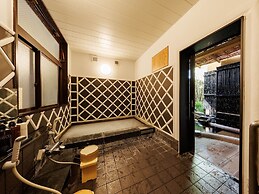 Oiwakeya Ryokan