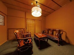 Oiwakeya Ryokan