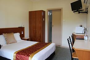 Pioneer Way Motel