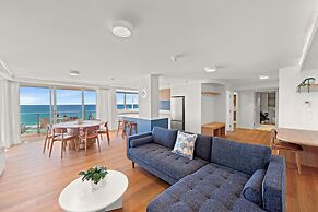 Pacific Regis Apartments