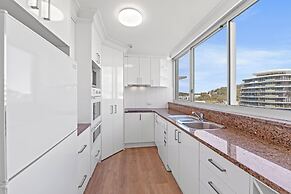 Pacific Regis Apartments