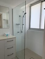 Pacific Regis Apartments