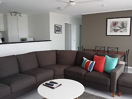 Kirribilli Riverfront Apartments