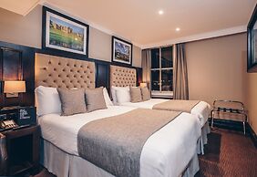 The County Hotel, Newcastle