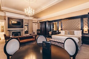 The County Hotel, Newcastle