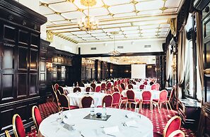 The County Hotel, Newcastle