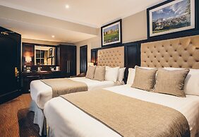 The County Hotel, Newcastle