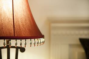 Cobb & Co Court Boutique Hotel