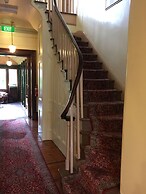 Victoria House