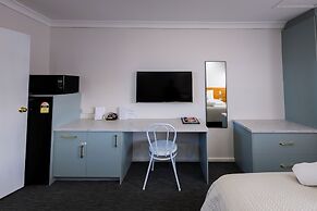 Roydons Motor INN