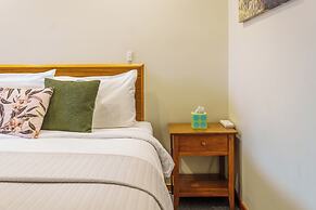 Roydons Motor INN