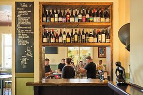 Healesville Hotel