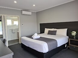 Beachway Motel & Restaurant