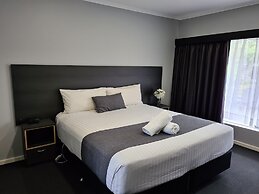 Beachway Motel & Restaurant